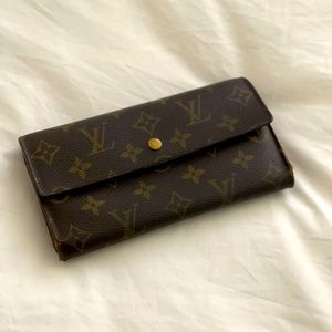 Louis Vuitton trifold wallet